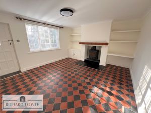 Lounge- click for photo gallery